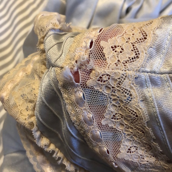 Vintage Robe - Picture 9 of 10